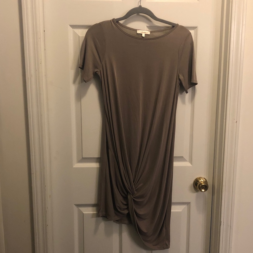 Andree Taupe Short-Sleeve Twist-Knot Dress